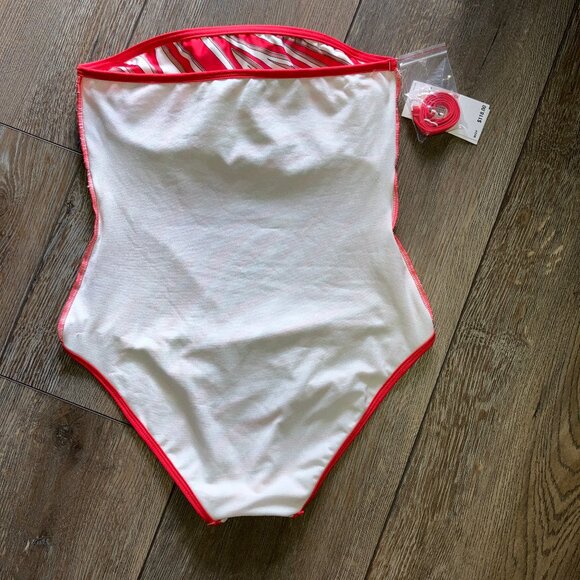 NWT Michael Kors Bandeau One-Piece Swimsuit in Zebra Print Size 10 - Picture 10 of 10